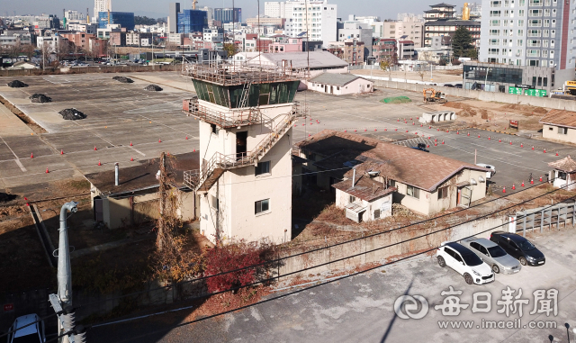 대구 남구 미군기지 캠프워커 반환부지 내 관제탑 모습. 매일신문DB