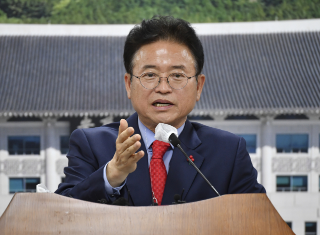 이철우 경북도지사가 27일 경북도청에서 도정 성과 및 내년 업무계획 브리핑을 하고 있다. 경북도 제공