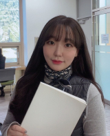 권은지 범어도서관 사서