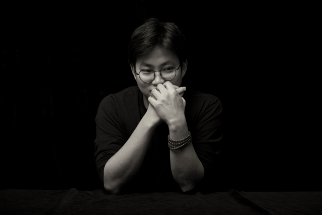 박준 시인. 달 제공