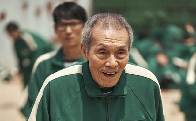 한국인 배우 최초로 미국 골든글로브에서 남우조연상을 수상한 배우 오영수. 넷플릭스 시리즈 