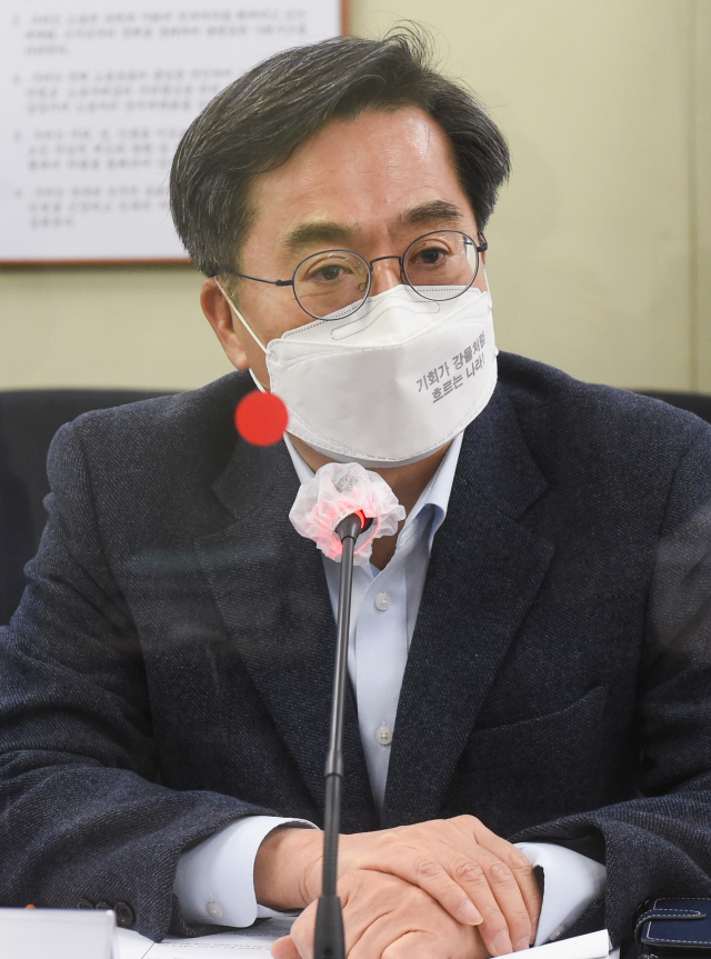 새로운물결 김동연 대선 후보가 11일 오후 서울 중구 전국금융산업노동조합에서 열린 