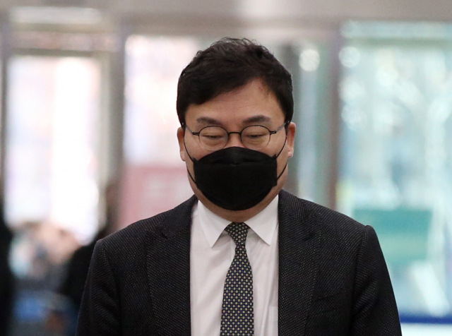 지난 1월 이상직 전 의원이 전주지법에 출석하고 있다. 연합뉴스