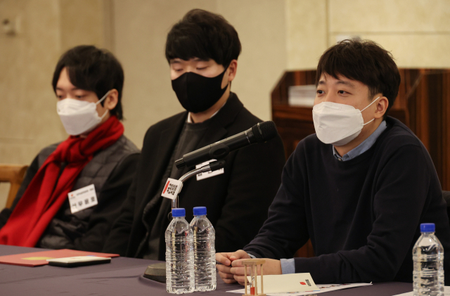 국민의힘 이준석 대표가 17일 오후 서울 성동구 한양대학교 동문회관 노블홀에서 열린