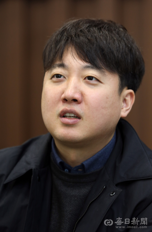이준석 국민의힘 대표가 20일 동대구역 회의실에서 매일신문과 인터뷰를 하고 있다. 정운철 기자 woon@imaeil.com