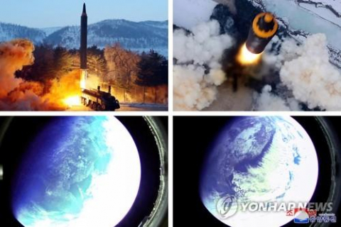 북한이 전날 중거리 탄도미사일(IRBM)인 화성-12형 시험발사에 성공했다고 조선중앙통신이 31일 밝혔다. 통신은 이날 