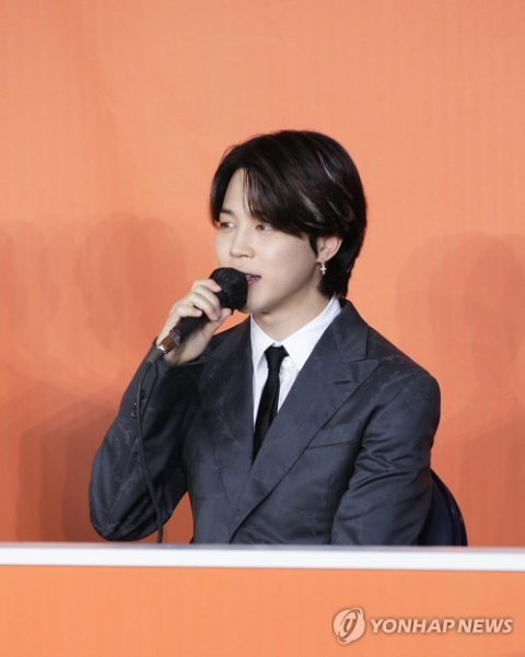 [속보] 방탄소년단 지민 코로나19 확진…오늘 맹장염 수술도 받아