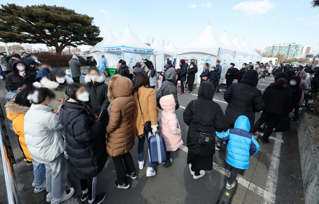 일요일인 6일 오후 서울 강서구 김포공항 국내선 주차장에 설치된 