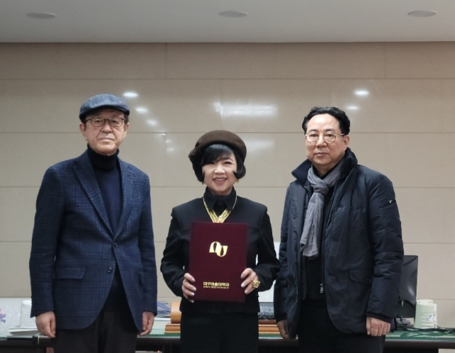 김영숙 프리랜서 아나운서가 8일 대구예술대(총장 허용) 홍보대사에 위촉됐다. 대구예술대 제공