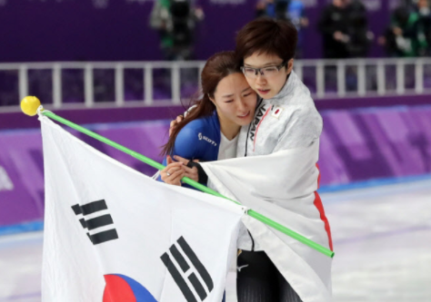 2018년 평창 동계올림픽 당시 이상화와 고다이라. 연합뉴스
