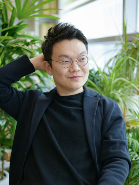 임현 소설가. c)이성준