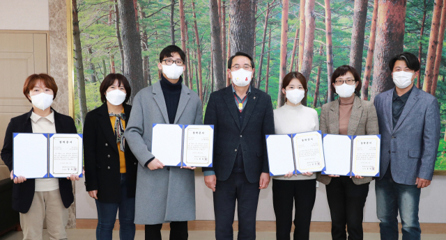 울진사랑특별장학금 전달