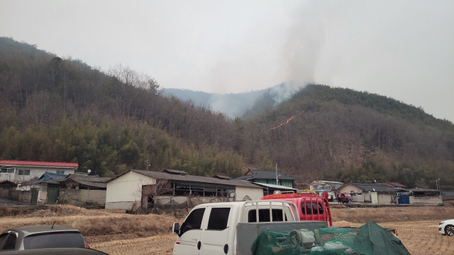 합천에서 시작해 고령으로 번진 산불이 발생 28시간만인 1일 오후 6시 진화됐다. 이채수 기자