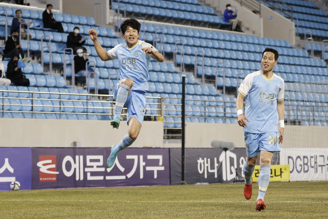 대구FC 고재현이 2일 홈 구장에서 열린 김천상무와 K리그 3라운드 경기에서 결승골을 넣고 기뻐하고 있다. 대구FC 제공