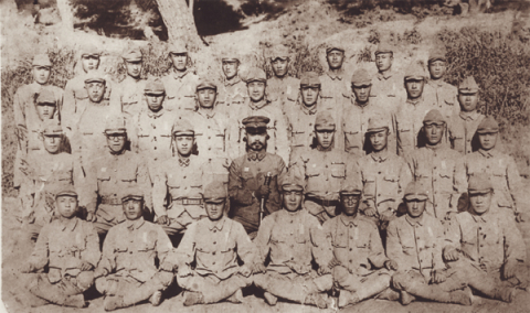 일제강점기 부산 서면에 있었던 노구치 부대 모습. 최영우 씨도 이곳에서 군사훈련을 받았다. 효형출판 제공