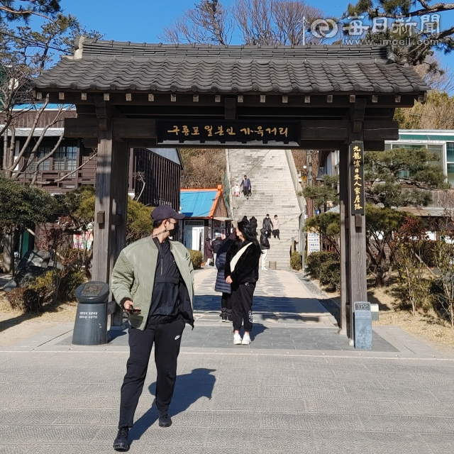 경북 포항 구룡포 일본인 가옥거리. 이곳은 포항시에서 역사 그대로 보존해 최근 관광객이 급증하고 있다. 전종훈 기자