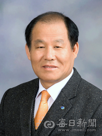 윤진필 경산산업단지관리공단 이사장
