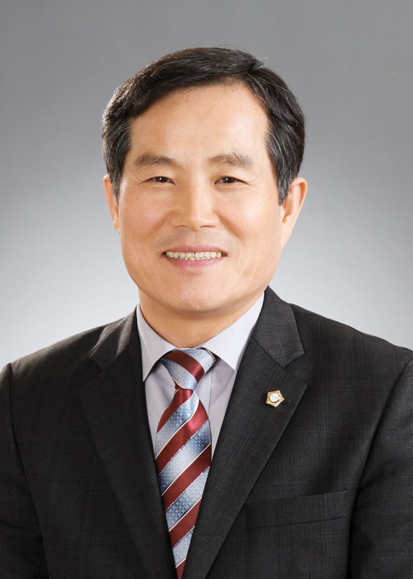 최유철
