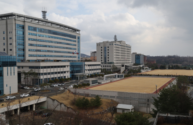 20일 국방부 청사 모습. 이날 윤석열 대통령 당선인은 청와대 집무실을 용산 국방부로 이전한다고 발표했다. 국방부는 합참청사로 옮긴다. 연합뉴스