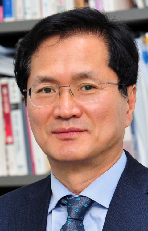 정창룡 매일신문 논설주간