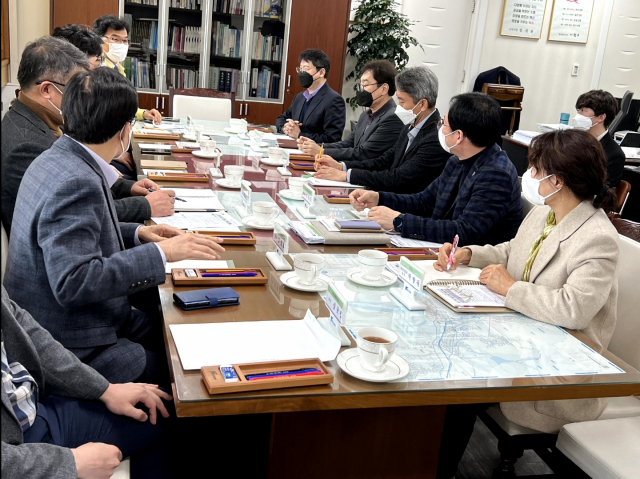 21일 구미시청에서 열린 현장간담회 모습. 경북도 제공