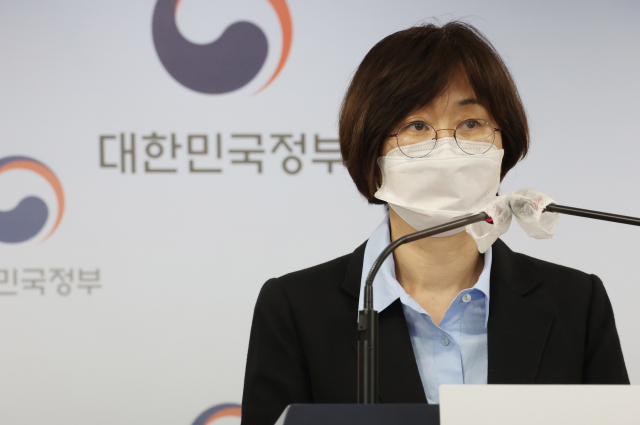 최성지 여성가족부 권익증진국장이 23일 정부서울청사 브리핑실에서 
