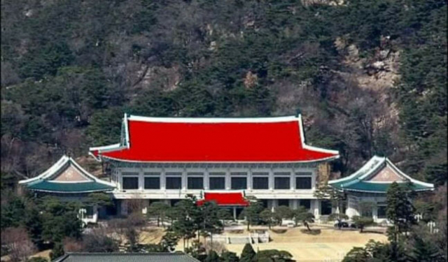 정청래 더불어민주당 의원이 윤석열 대통령 당선인의 집무실 용산 이전 계획을 비판하며 올린 