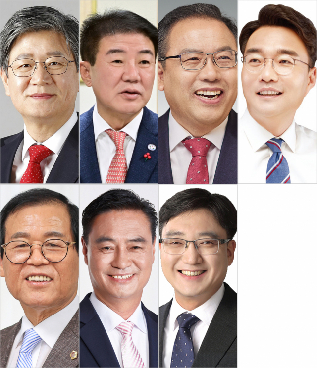 (시계방향으로) 권기일, 배기철, 우성진, 윤석준, 최완식, 차수환, 장상수 順