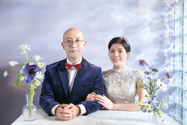 신랑 여길동 군과 신부 김신예 양.