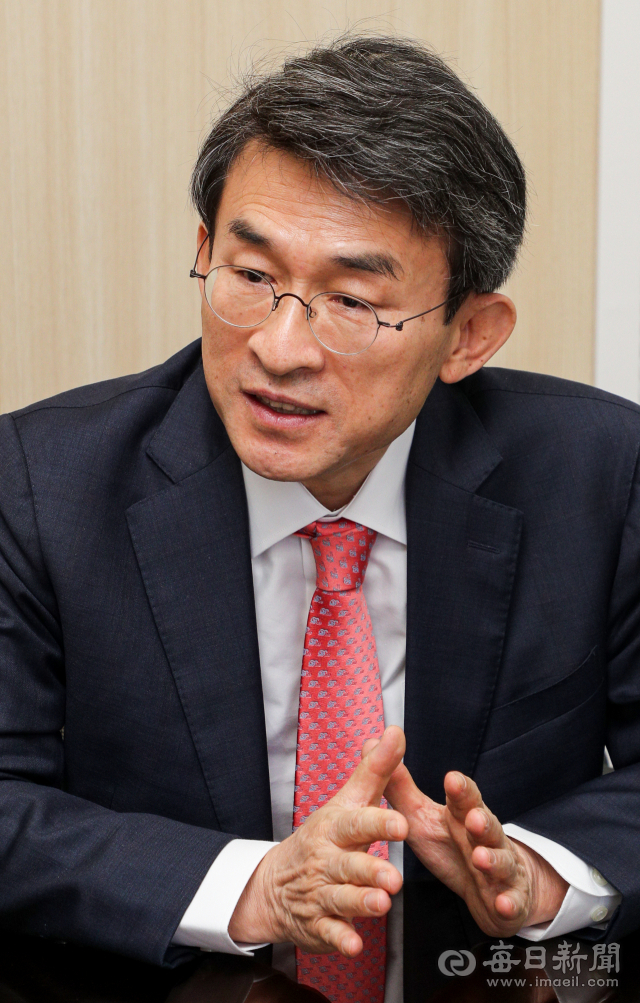 6.1 지방선거에서 대구시장 출마선언을 한 국민의힘 정상환 예비후보가 6일 오전 대구 수성구 범어동
