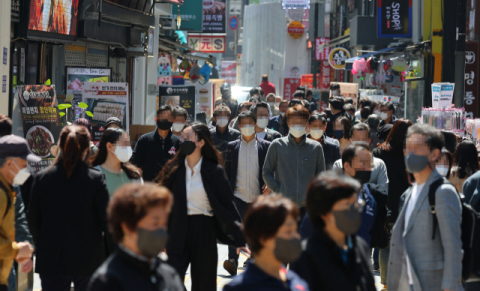 '포스트 오미크론 대응체계' 내주 발표…일상 체계 전환 속도 낸다