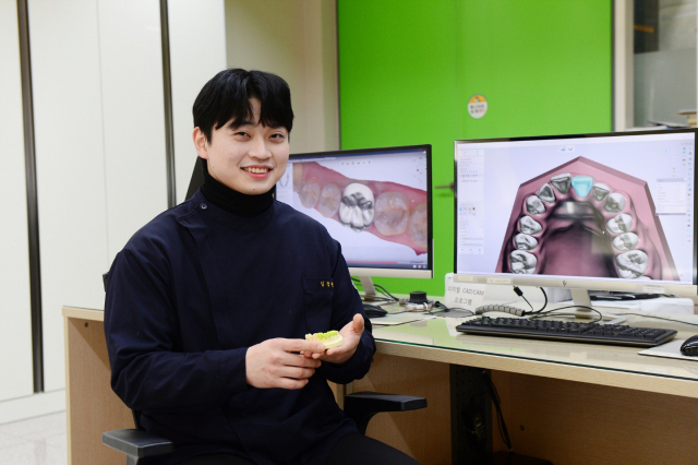 대구보건대 치기공과를 졸업하고 미국에 취업한 김광현 씨