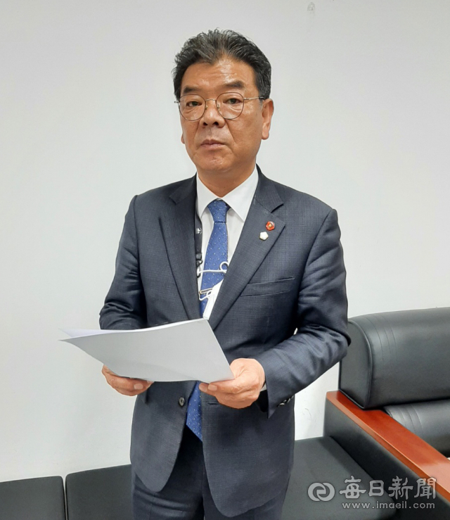 양재영 경산시의원이 13일 기자회견을 열어 6월 지방선거에서 경산시의원 