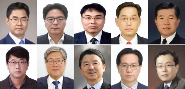 윤석열 대통령은 13일 처장·차관·외청장 21명의 인선안을 발표했다. 사진은 윗줄 왼쪽부터 김창기 국세청장(지명), 윤태식 관세청장, 이종욱 조달청장, 한훈 통계청장, 이기식 병무청장, 아랫줄 왼쪽부터 최응천 문화재청장, 조재호 농촌진흥청장, 남성현 산림청장, 이상래 행정중심복합도시건설청장, 김규현 새만금개발청장. 연합뉴스