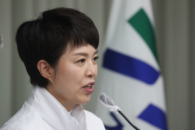 국민의힘 김은혜 경기도지사 후보가 23일 경기도 의정부시 경기도청 북부청사에서 기자회견을 열고 경기북부 5대 핵심 공약을 발표하고 있다. 연합뉴스