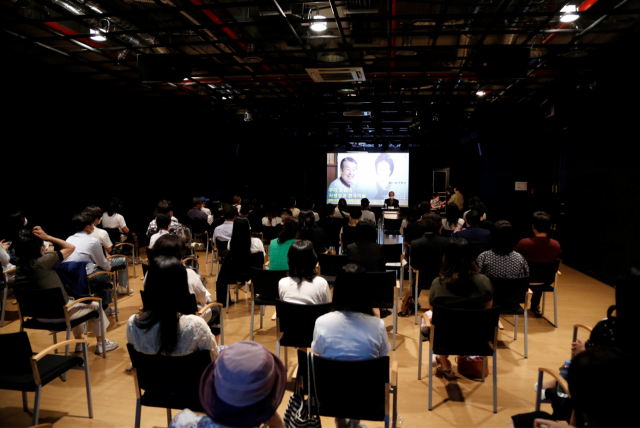 대구예술발전소에서 지난 21일 일랑 이종상 화백 초청강연이 열리고 있다. 대구예술발전소 제공