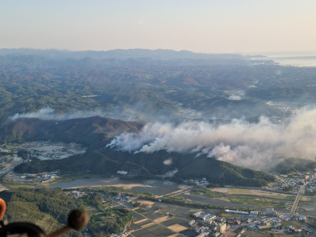 28일 발생한 울진 산불 현장 모습. 경북소방본부 제공