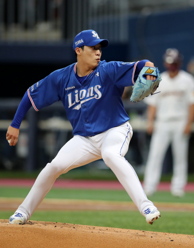 삼성라이온즈 원태인이 31일 고척스카이돔에서 열린 키움히어로즈와 원정경기에서 선발로 마운드에 올라 역투하고 있다. 삼성라이온즈 제공