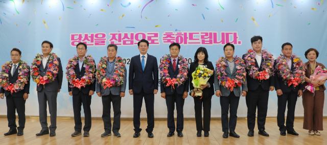 구미상공회의소 강당에서 제8회 전국동시지방선거 구미지역 당선인 축하연이 열리고 있다. 구미상의 제공