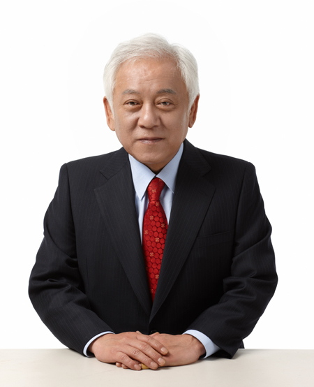 윤석열 대통령이 16일 국민통합위원회 위원장에 김한길 전 제20대 대통령직인수위원회 국민통합위원장을 임명했다고 대통령실이 밝혔다. 연합뉴스