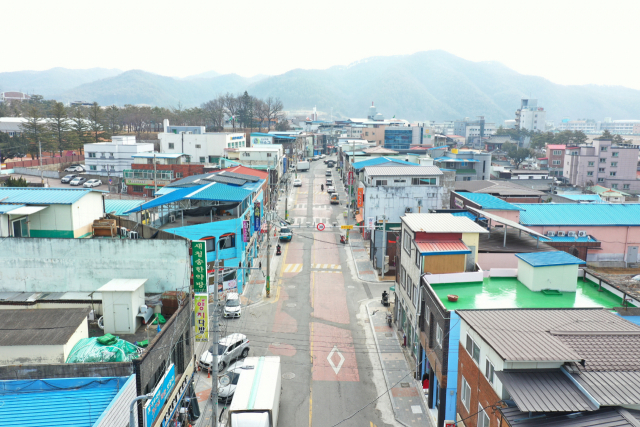 전선지중화사업 이전 청송군 청송읍 모습. 청송군 제공