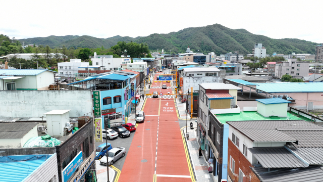 전선지중화사업으로 전선 없는 동네된 경북 청송군 청송읍 모습. 청송군 제공