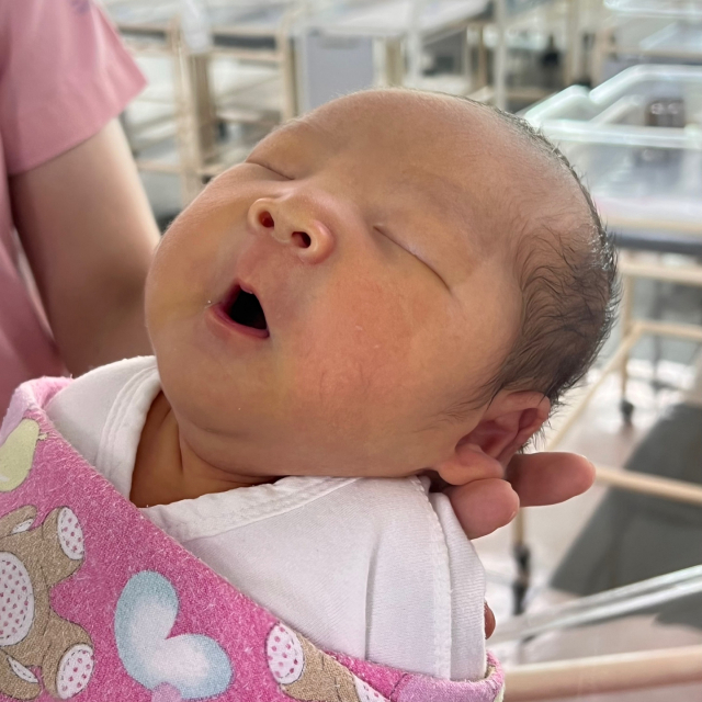윤정 산모 아기