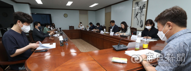 지난달 28일 오전 대구 중구 매일신문사 3층 회의실에서 