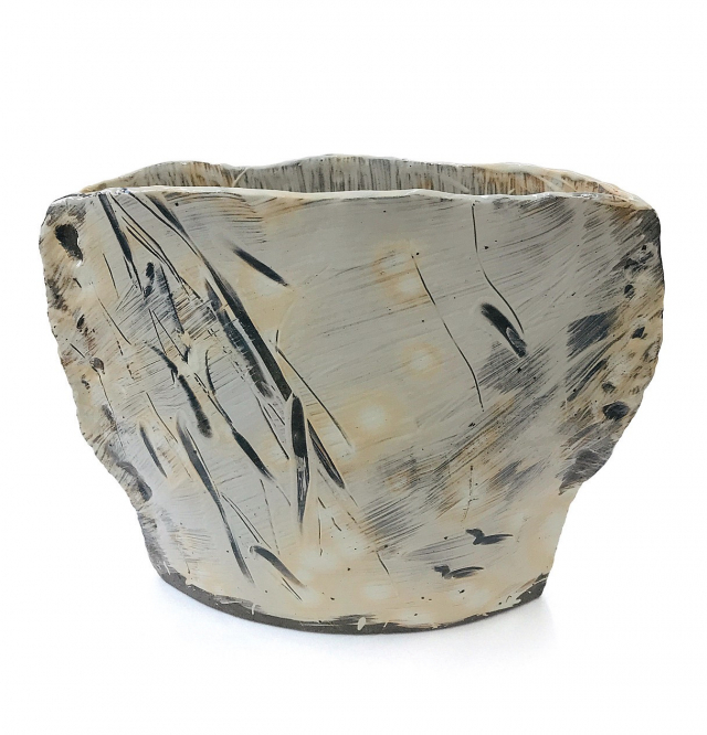 마음풍경, 2022, 분청점토, 화장토, 38&times;48&times;14cm.