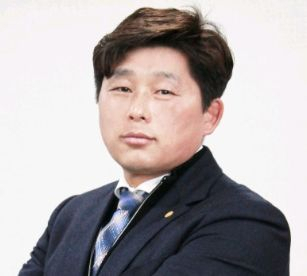 장세명 제8대 대구시교통단체연합회 회장. 대구시교통단체연합회 회장.