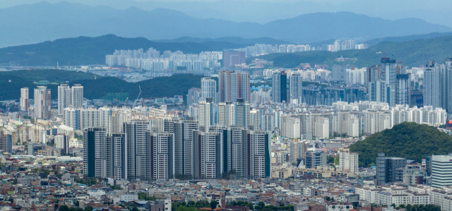 대구 남구 상공에서 바라본 시가지 아파트 모습. 매일신문 DB