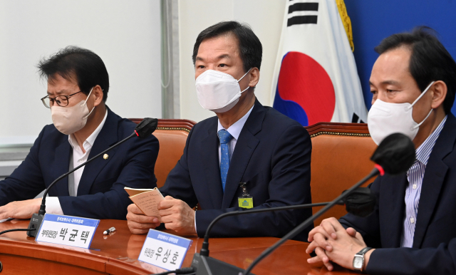 4일 서울 여의도 국회에서 열린 정치보복수사대책위원회 1차 회의에서 박균택 부위원장이 발언하고 있다. 연합뉴스