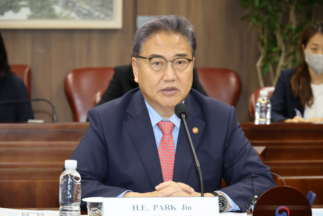 박진 외교부 장관이 12일 서울 종로구 외교부 청사에서 열린 주한 아프리카대사단과 차담회에서 발언하고 있다. 연합뉴스