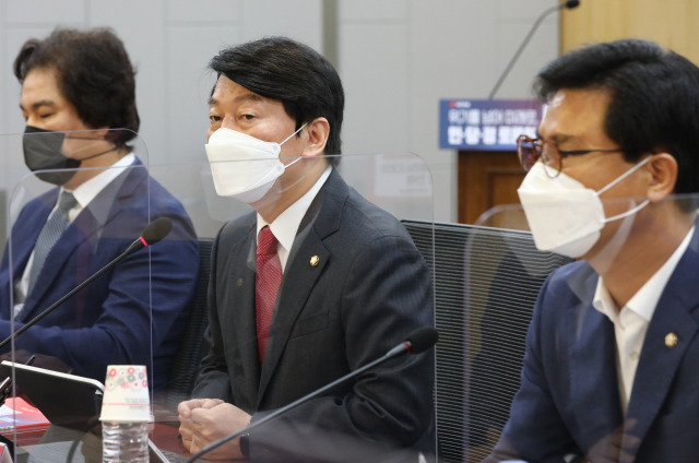 국민의힘 안철수 의원이 20일 오전 국회 의원회관에서 과학기술 패권시대의 경쟁 전략을 주제로 열린 